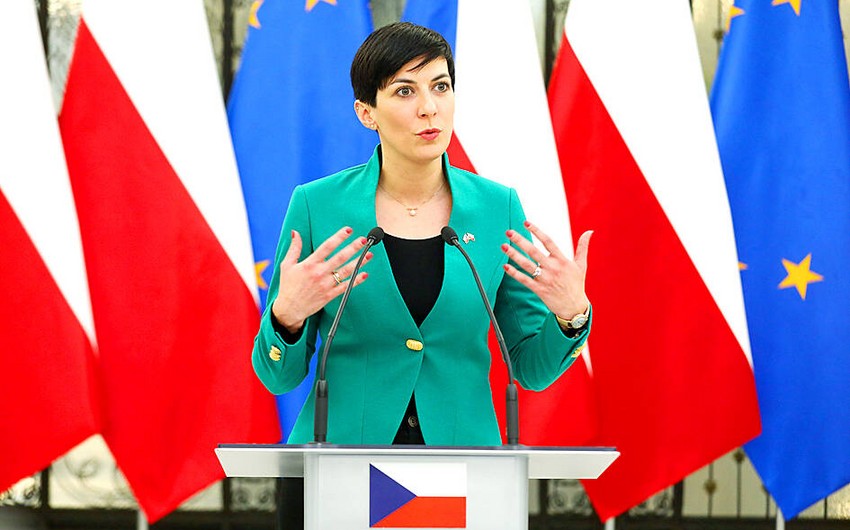 Markéta Pekarová Adamová, a cseh alsóház házelnöke. Kép. dw.com